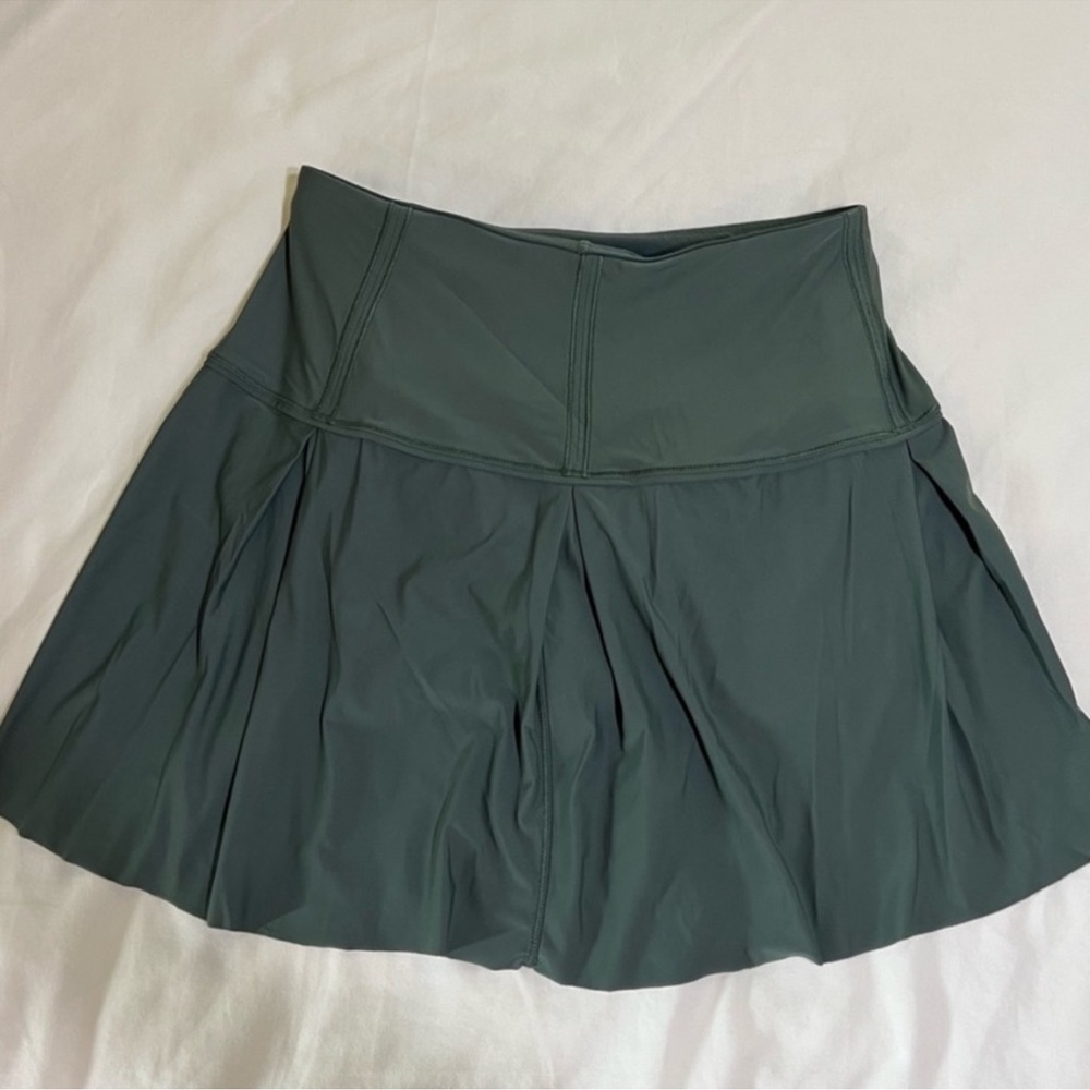 Lululemon Lost in Pace Tennis Skirt Size 4 - Picture 3 of 4